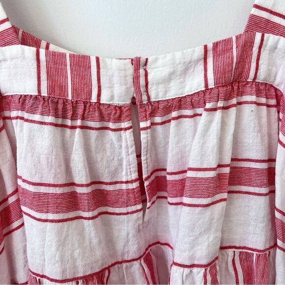 Ann Taylor loft red and white striped peplum sleeveless blouse - Picture 3 of 8